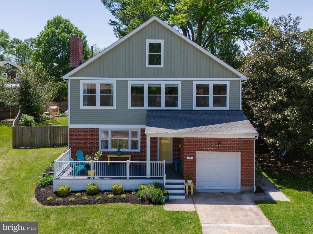 Image 75 of property listing at 18 S BEAUMONT AVE, Catonsville, MD 21228
