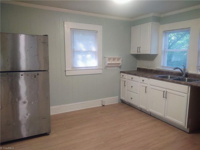 602 Raeford Avenue, Lexington, NC 27292