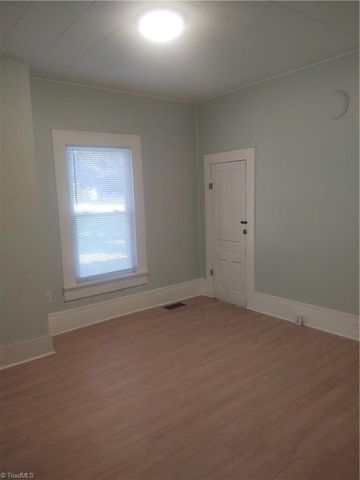 602 Raeford Avenue, Lexington, NC 27292