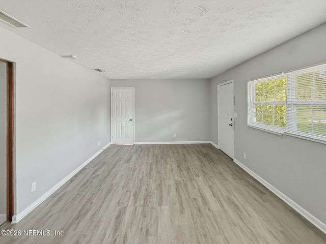 6614 LARNE Avenue, Jacksonville, FL 32244