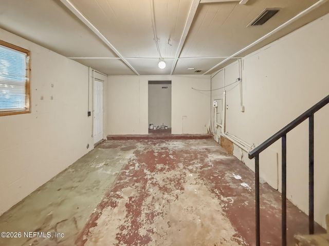 6614 LARNE Avenue, Jacksonville, FL 32244