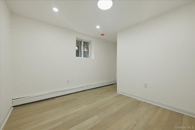 84 N Fordham Road, Hicksville, NY 11801