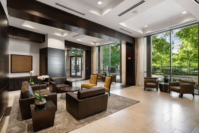 900 20th Ave S Apt 1110, Nashville, TN 37212