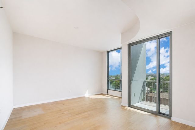 900 20th Ave S Apt 1110, Nashville, TN 37212