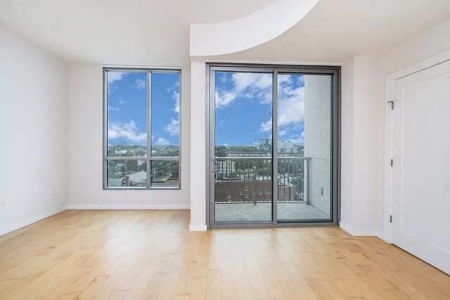 900 20th Ave S Apt 1110, Nashville, TN 37212