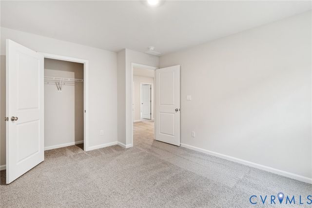 7038 Spike Rush Ct, New Kent, VA 23124