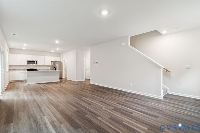 7038 Spike Rush Ct, New Kent, VA 23124