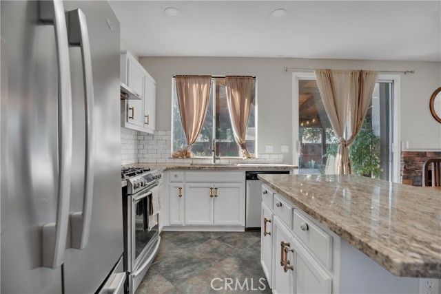 9185 N Rochester, Delhi, CA 95315