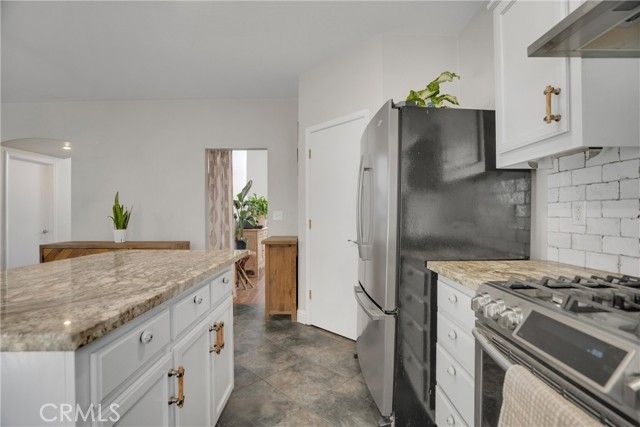 9185 N Rochester, Delhi, CA 95315