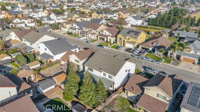 9185 N Rochester, Delhi, CA 95315