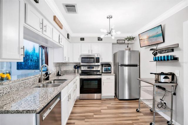 7432 GOLDEN GLENN COURT, Orlando, FL 32807