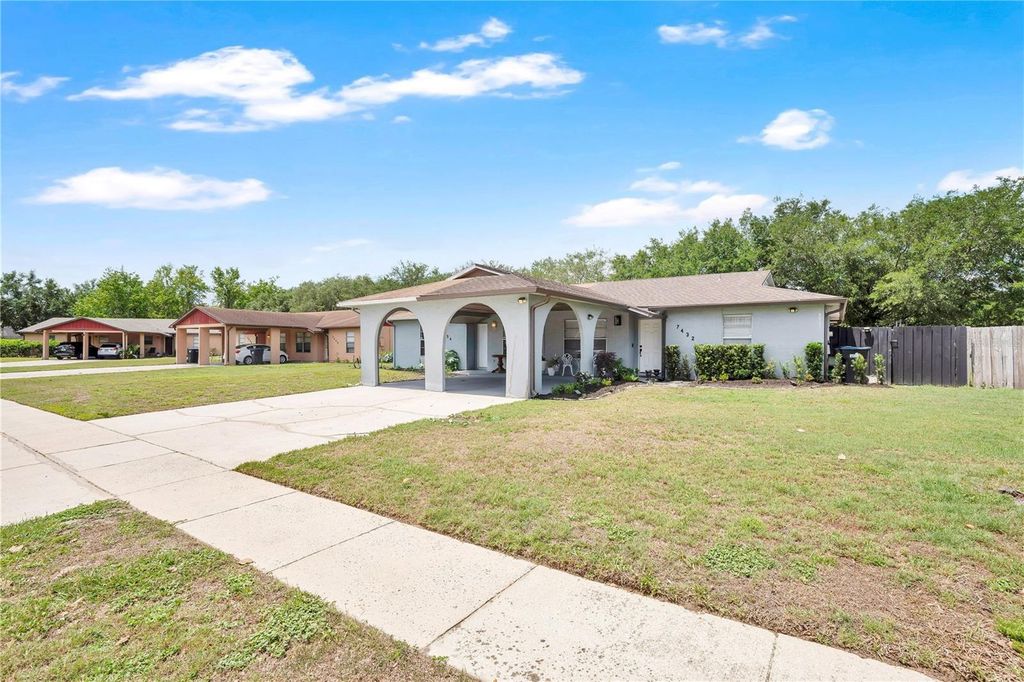 7432 GOLDEN GLENN COURT, Orlando, FL 32807