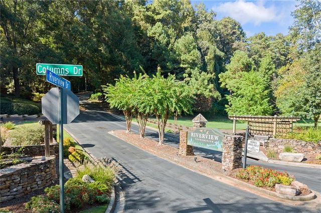 1710 Riverview Drive SE, Marietta, GA 30067