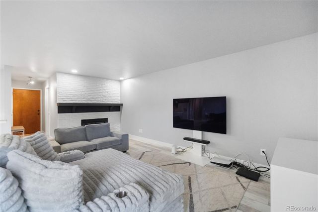 13950 E Oxford Place B204, Aurora, CO 80014