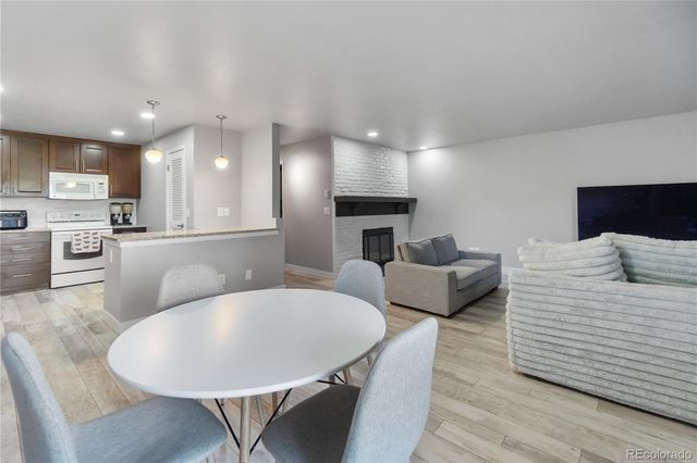 13950 E Oxford Place B204, Aurora, CO 80014