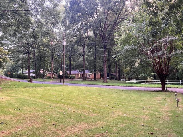 3629 Embry Circle Circle, Atlanta, GA 30341