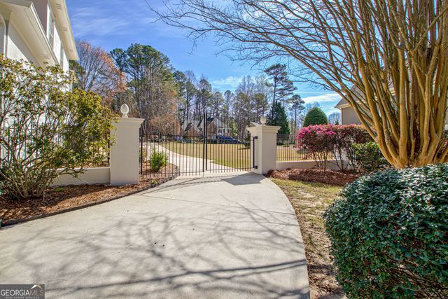 89 Preswick Park Drive, Newnan, GA 30265