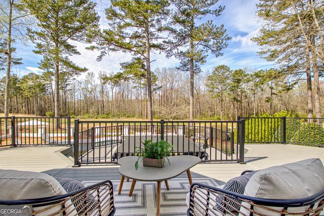 89 Preswick Park Drive, Newnan, GA 30265