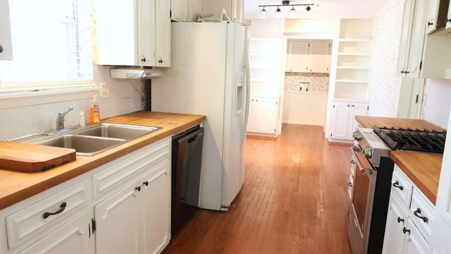 2010 Gunpowder Road, Little Rock, AR 72227