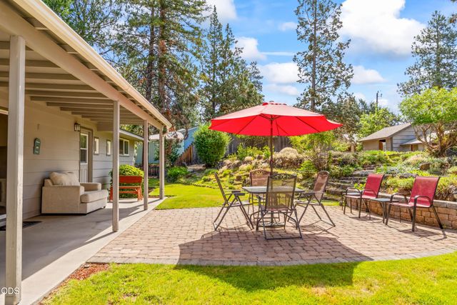 709 NE Lafayette Avenue, Bend, OR 97701