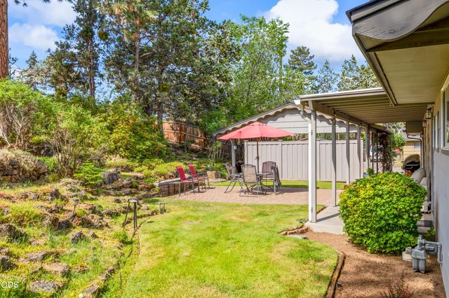 709 NE Lafayette Avenue, Bend, OR 97701