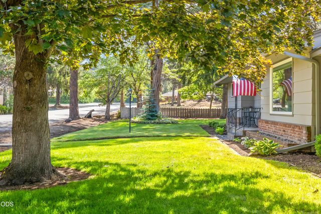 709 NE Lafayette Avenue, Bend, OR 97701