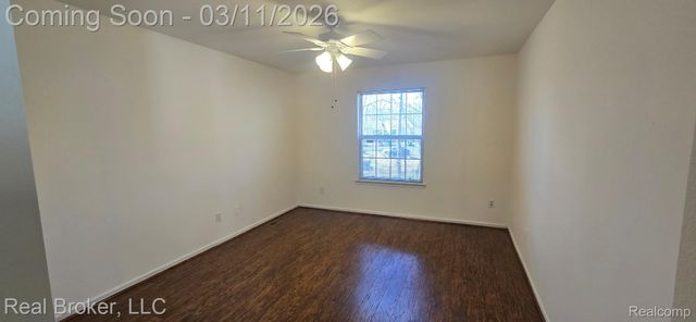 7680 Rivergate Drive, Westland, MI 48185