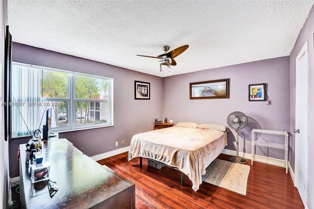 7610 Stirling Rd 207C, Davie, FL 33024