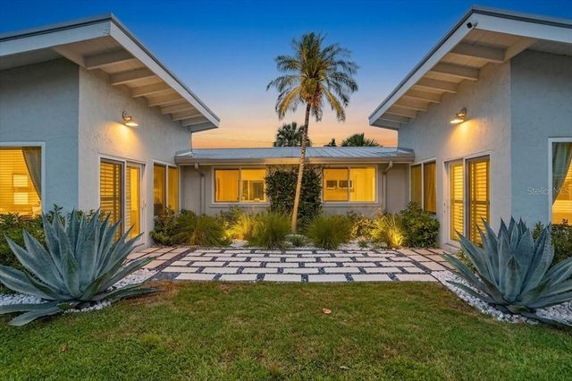 6203 HOLMES BOULEVARD, Holmes Beach, FL 34217