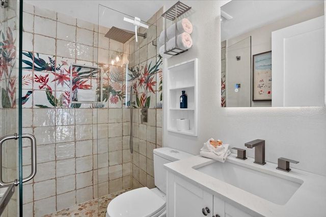 6203 HOLMES BOULEVARD, Holmes Beach, FL 34217