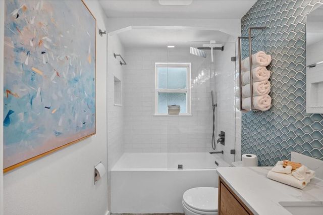 6203 HOLMES BOULEVARD, Holmes Beach, FL 34217