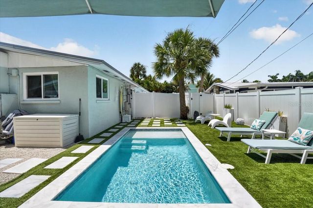 6203 HOLMES BOULEVARD, Holmes Beach, FL 34217