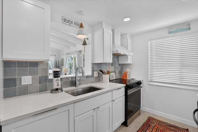 6203 HOLMES BOULEVARD, Holmes Beach, FL 34217