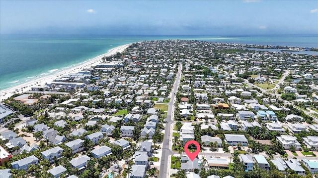 6203 HOLMES BOULEVARD, Holmes Beach, FL 34217