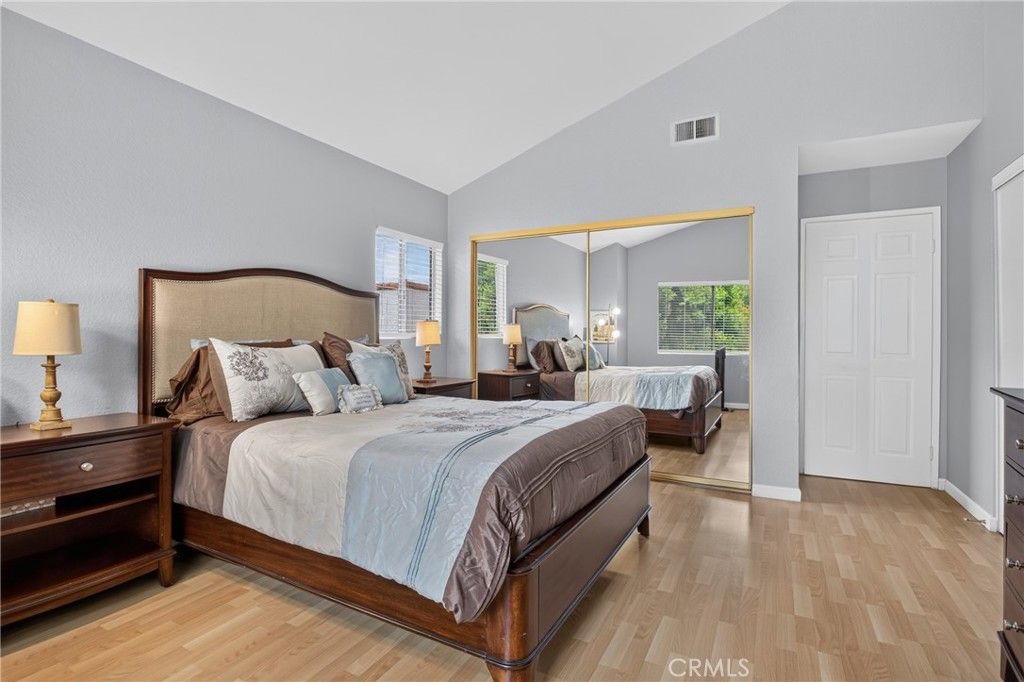 Image 16 of property listing at 9414 Moonbeam Avenue 19, Panorama City, CA 91402