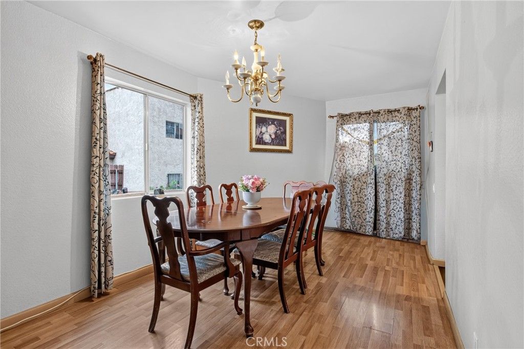 Image 7 of property listing at 9414 Moonbeam Avenue 19, Panorama City, CA 91402