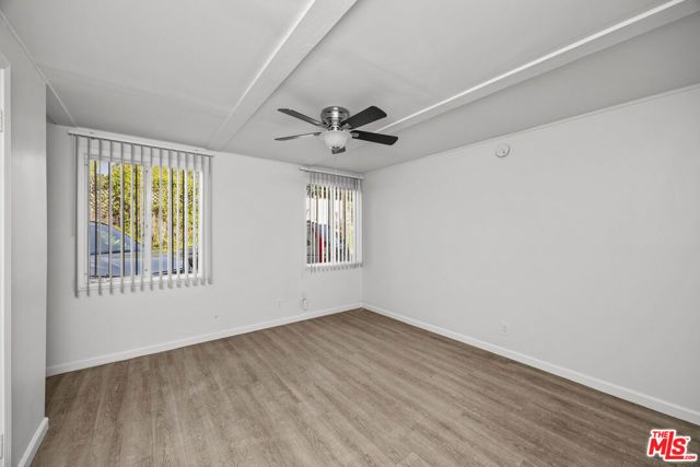 1904 S Robertson Boulevard, Los Angeles, CA 90034