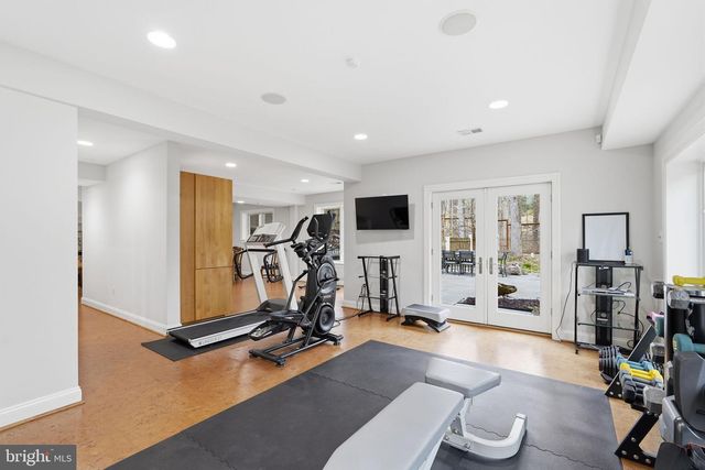 182 RIVER PARK DR, Great Falls, VA 22066