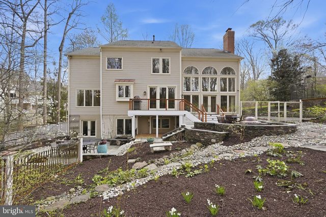 182 RIVER PARK DR, Great Falls, VA 22066