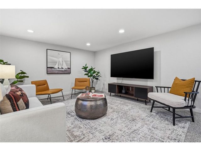 2702 S Stuart St, Denver, CO 80236