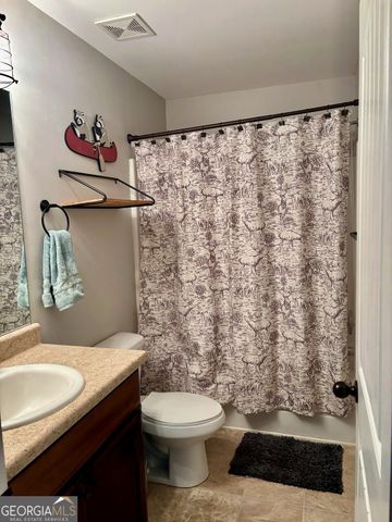8233 Mountain Glen Drive, Clermont, GA 30527