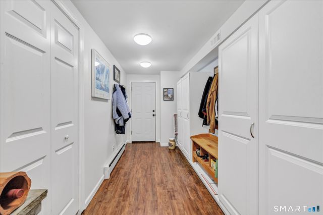 42 Wigwam Drive, Shelton, CT 06484