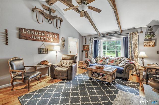 42 Wigwam Drive, Shelton, CT 06484