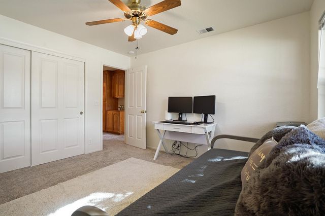 737 Lake Canyon Ave, Galt, CA 95632