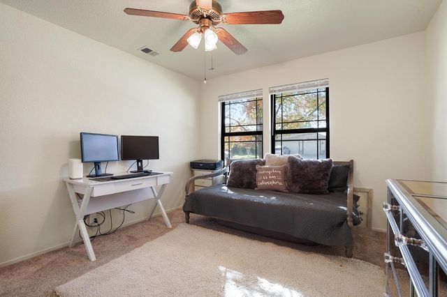 737 Lake Canyon Ave, Galt, CA 95632