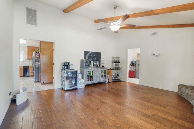 737 Lake Canyon Ave, Galt, CA 95632