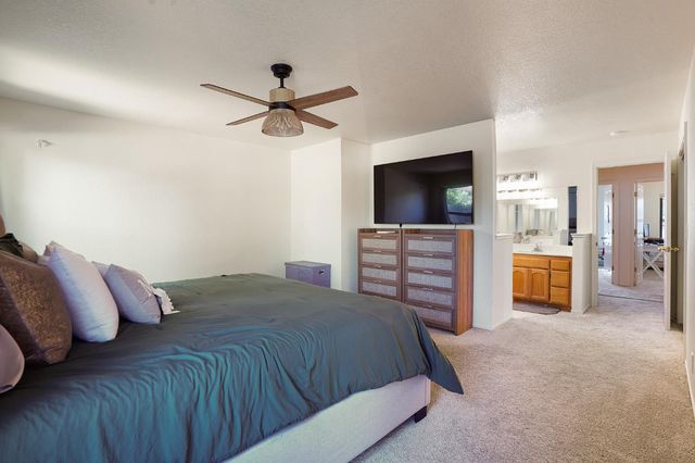 737 Lake Canyon Ave, Galt, CA 95632