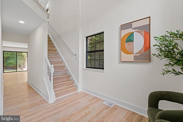 34F SALEM ALY, West Milford, NJ 07480