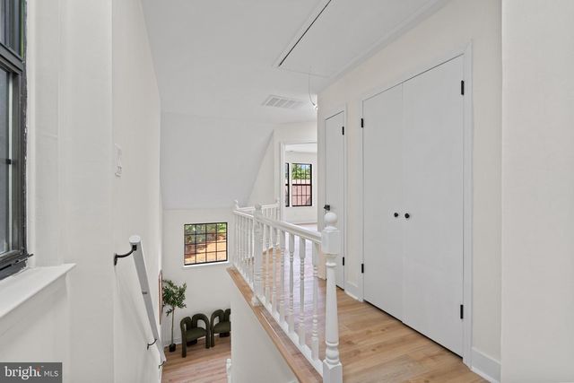 34F SALEM ALY, West Milford, NJ 07480