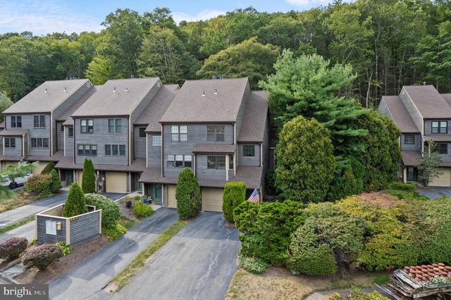 34F SALEM ALY, West Milford, NJ 07480